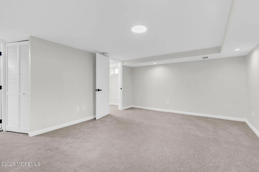 70 W George Street Freehold, NJ 07728