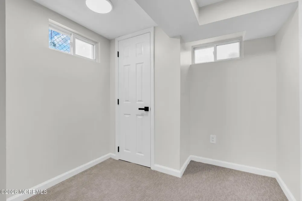 70 W George Street Freehold, NJ 07728
