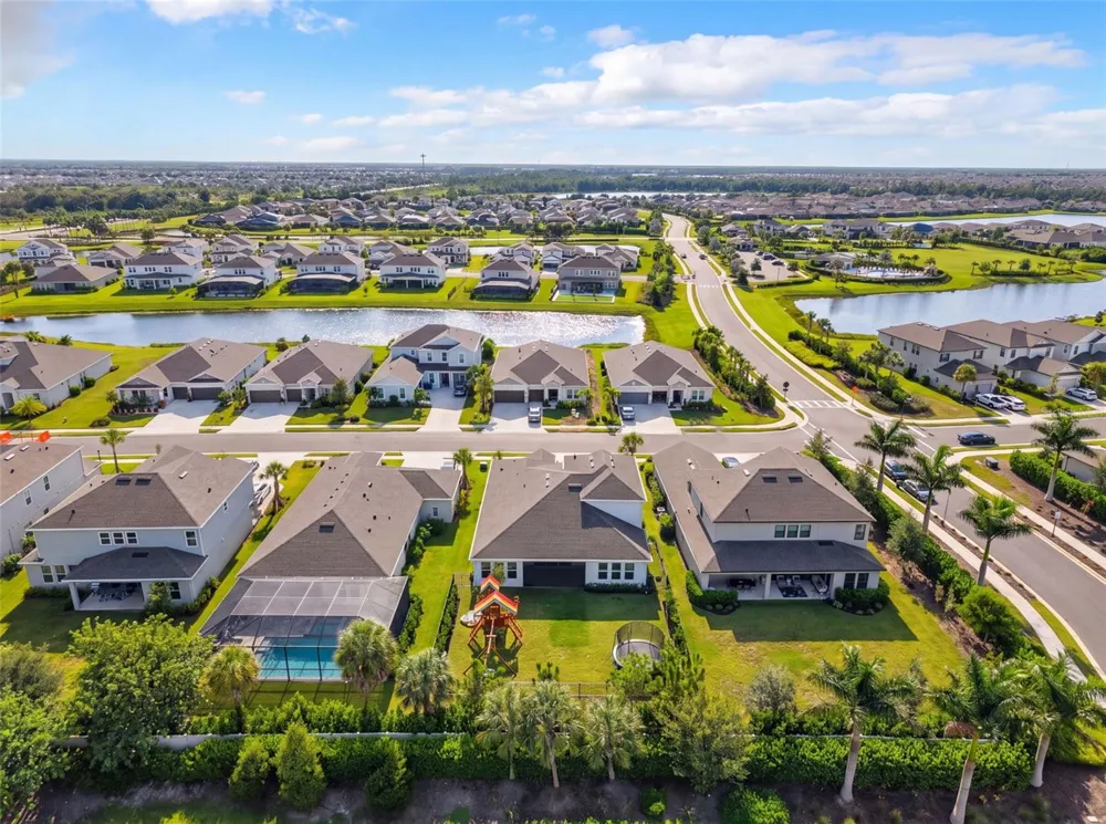 16552 STAR GRASS CIRCLE Bradenton, FL 34211