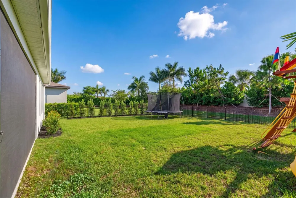 16552 STAR GRASS CIRCLE Bradenton, FL 34211