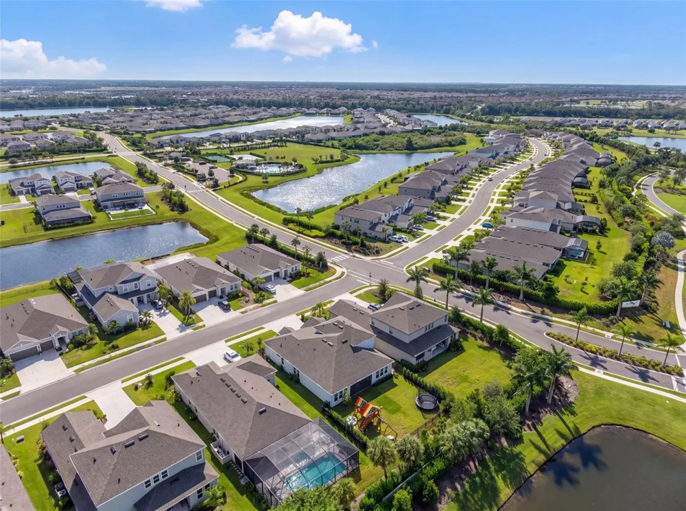 16552 STAR GRASS CIRCLE Bradenton, FL 34211