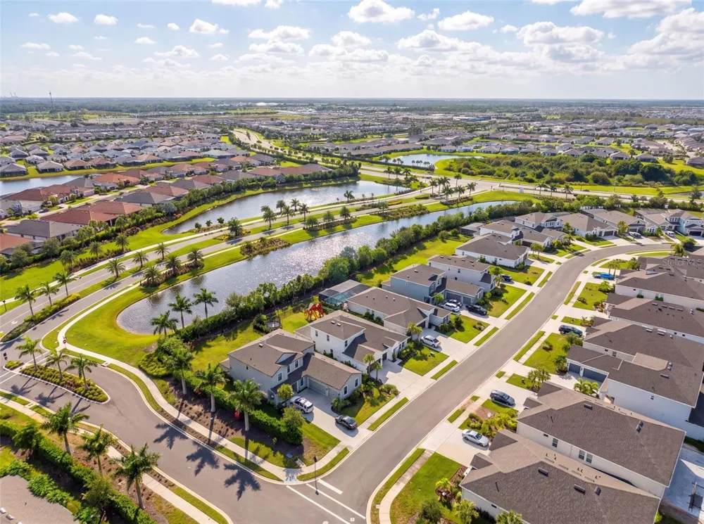 16552 STAR GRASS CIRCLE Bradenton, FL 34211