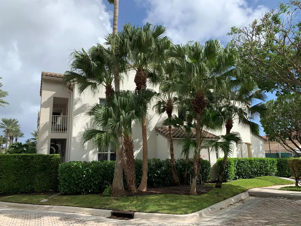3604 S Ocean Boulevard #101 Highland Beach, FL 33487
