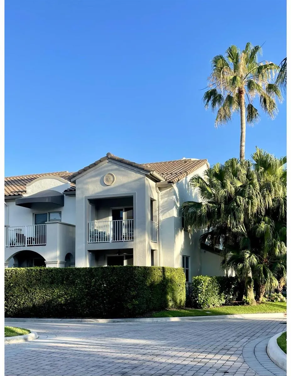 3604 S Ocean Boulevard #101 Highland Beach, FL 33487