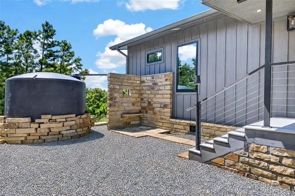10 Moonshine Drive Clayton, OK 74536