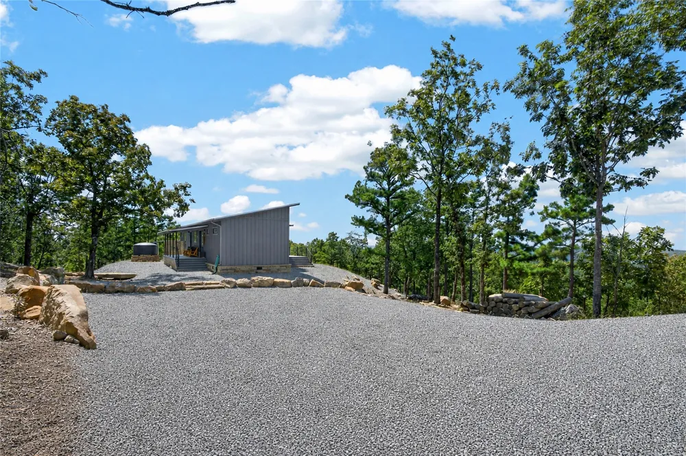 10 Moonshine Drive Clayton, OK 74536