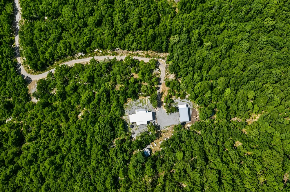 10 Moonshine Drive Clayton, OK 74536