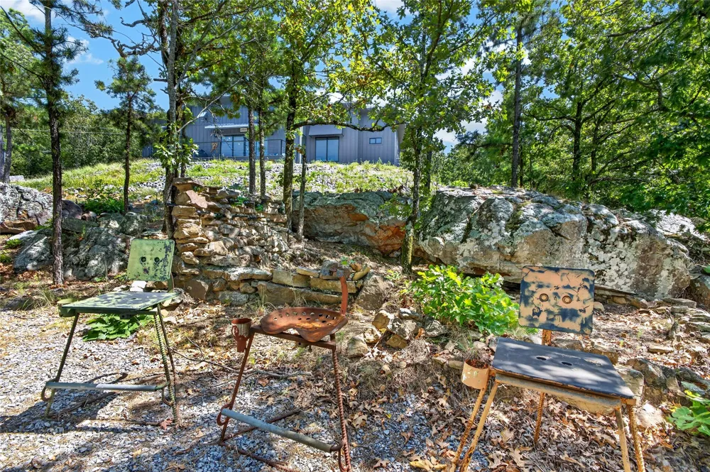 10 Moonshine Drive Clayton, OK 74536
