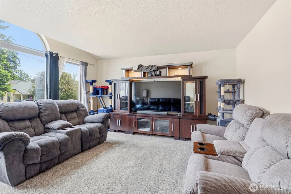 506 Church Street Kelso, WA 98626