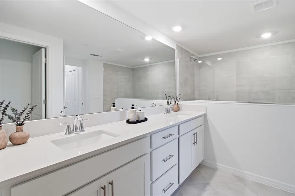 19235 CHERRYSTONE WAY #101 Lakewood Ranch, FL 34211