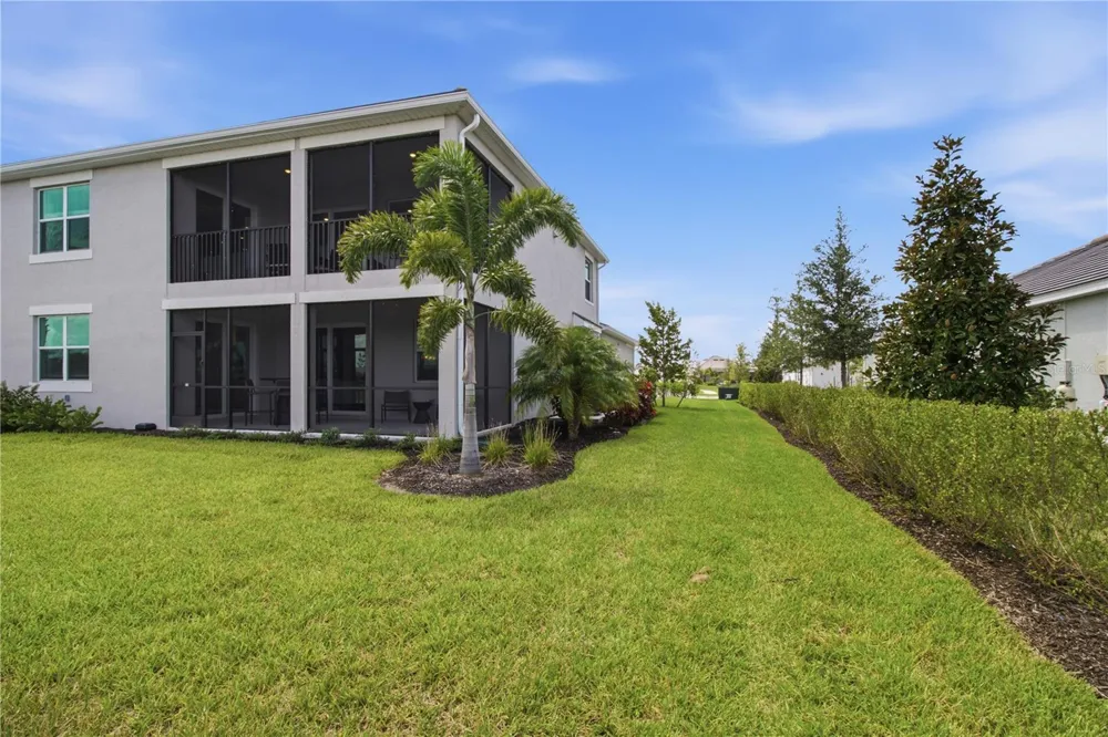 19235 CHERRYSTONE WAY #101 Lakewood Ranch, FL 34211