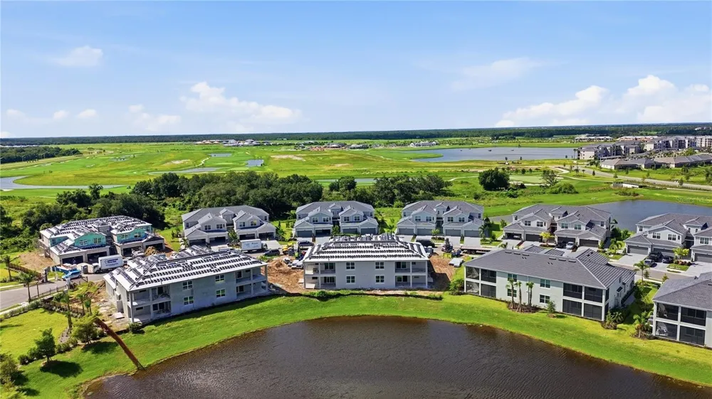 19235 CHERRYSTONE WAY #101 Lakewood Ranch, FL 34211