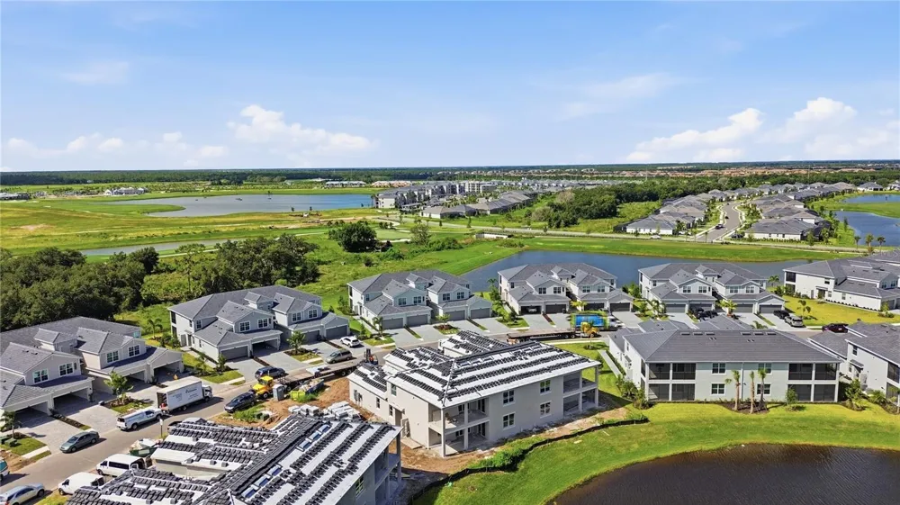 19235 CHERRYSTONE WAY #101 Lakewood Ranch, FL 34211