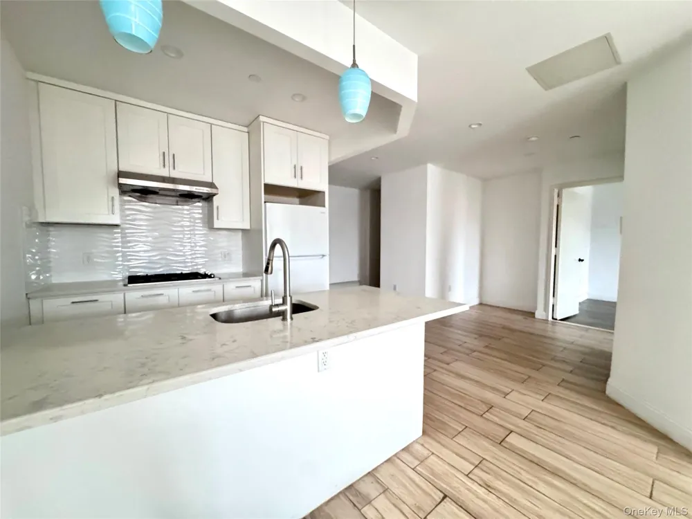 136-20 Booth Memorial Avenue #3A Flushing, NY 11355