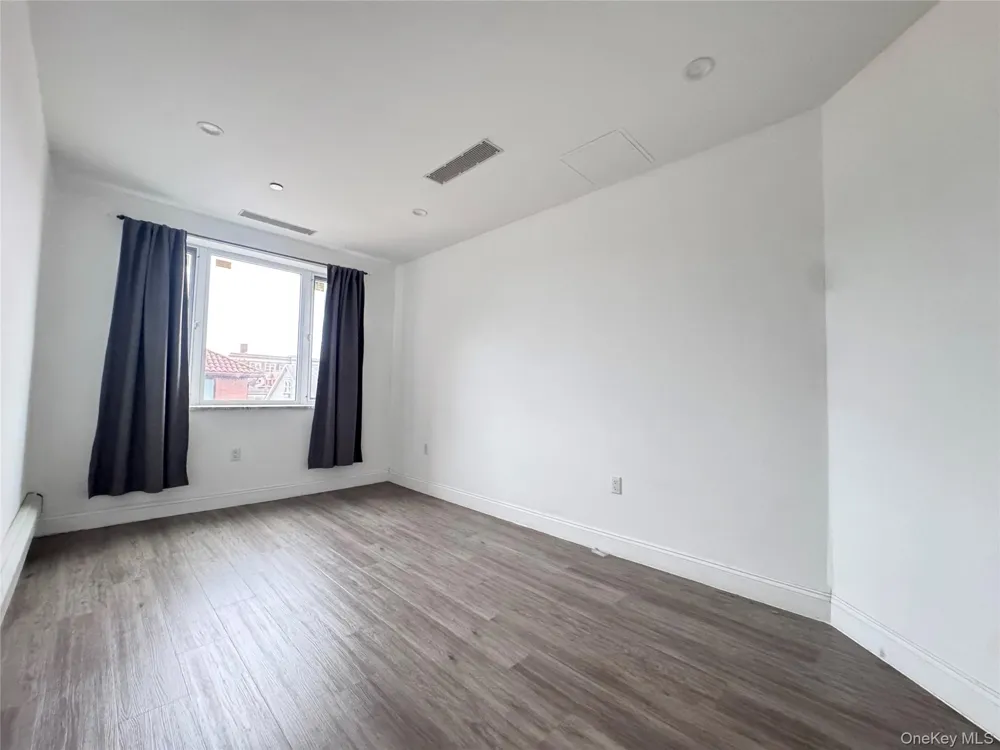 136-20 Booth Memorial Avenue #3A Flushing, NY 11355