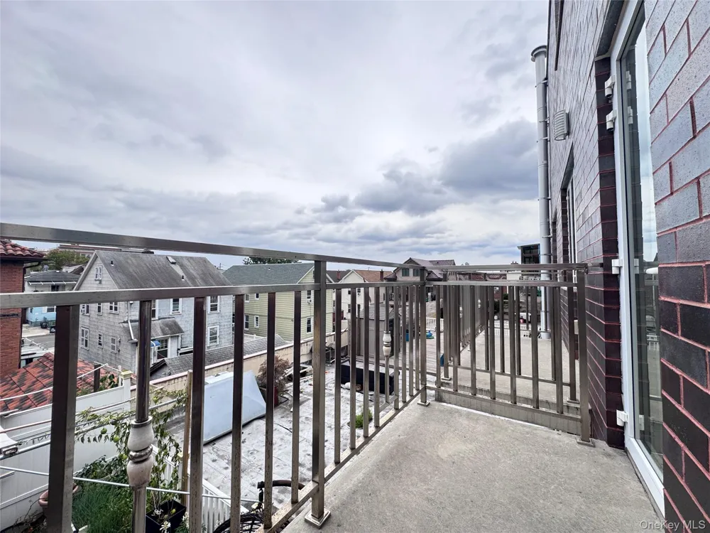 136-20 Booth Memorial Avenue #3A Flushing, NY 11355