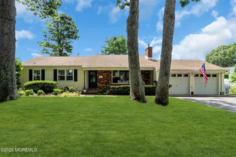 93 Forest Road