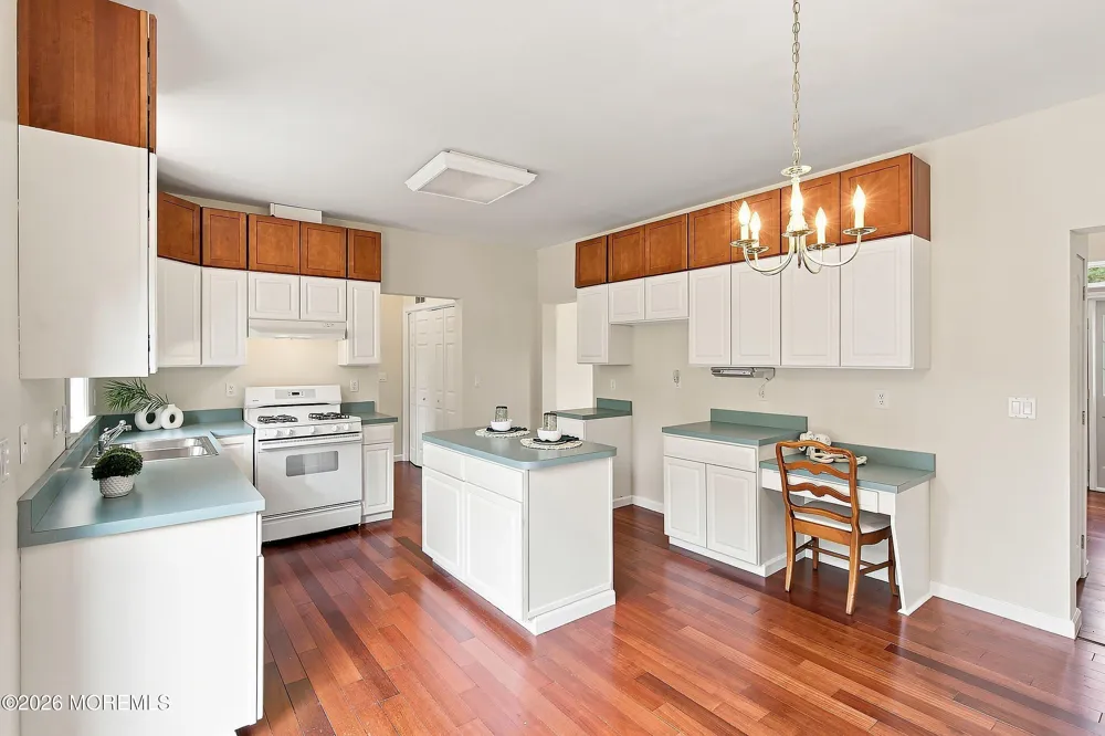 2901 Allenwood Lakewood Road Allenwood, NJ 08720