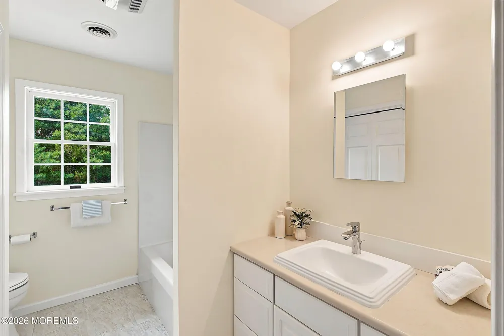 2901 Allenwood Lakewood Road Allenwood, NJ 08720