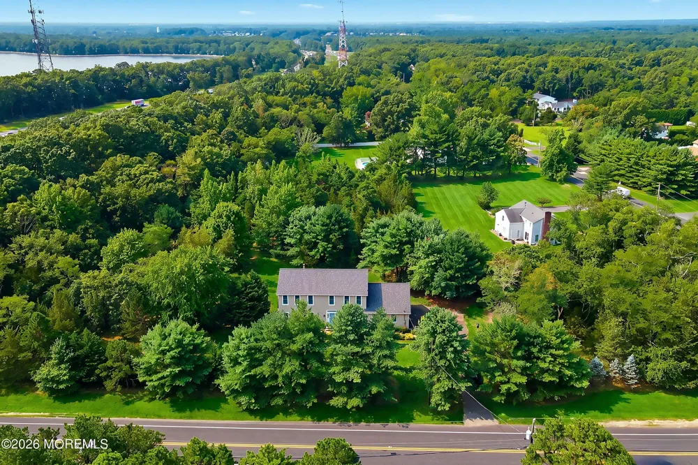 2901 Allenwood Lakewood Road Allenwood, NJ 08720