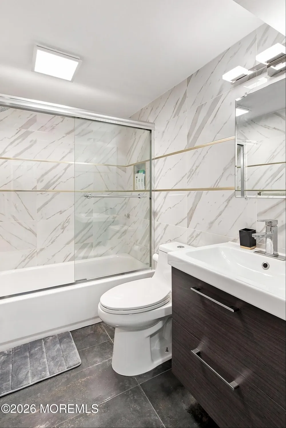 141 Jennifer Drive Lakewood, NJ 08701