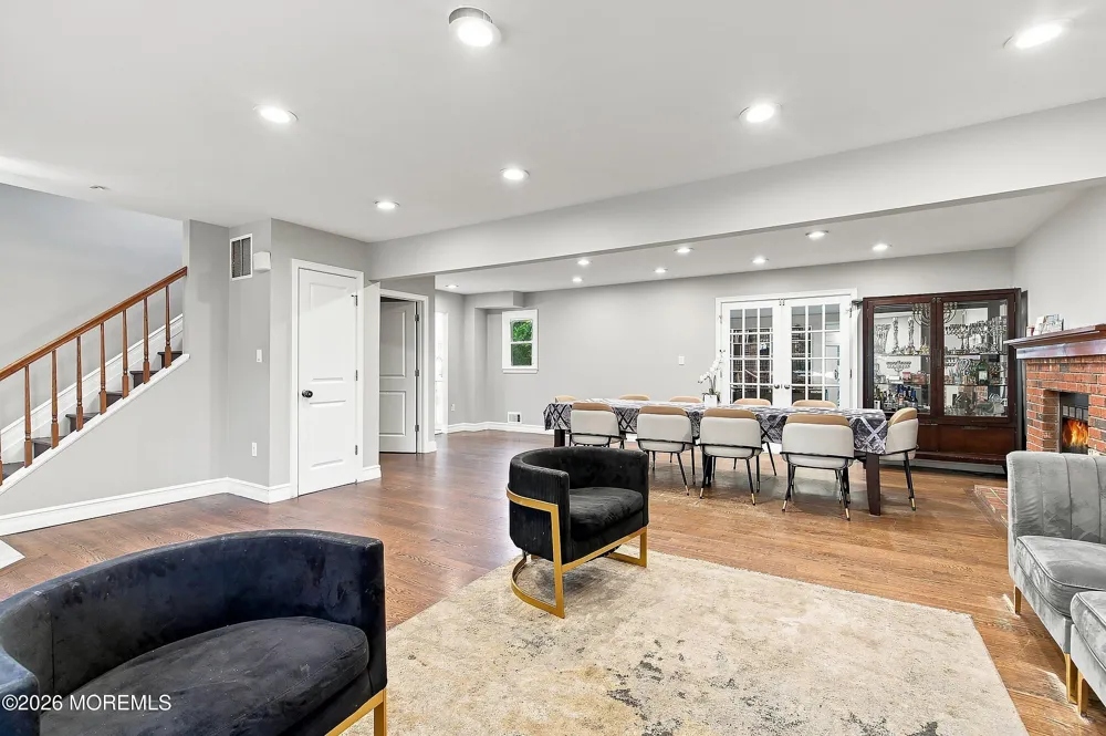141 Jennifer Drive Lakewood, NJ 08701