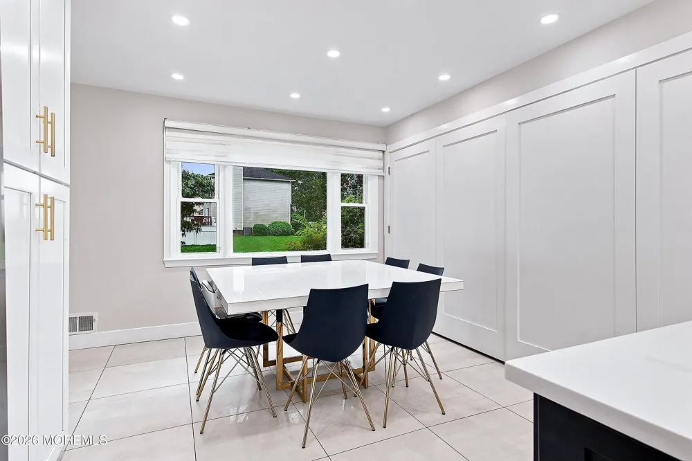 141 Jennifer Drive Lakewood, NJ 08701
