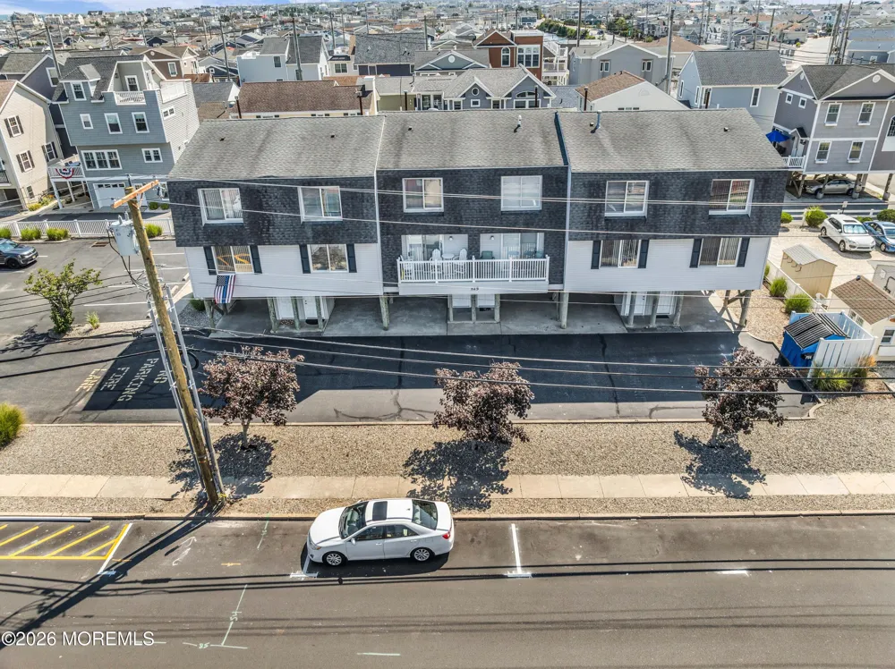 125 Strickland Boulevard #11 Lavallette, NJ 08735