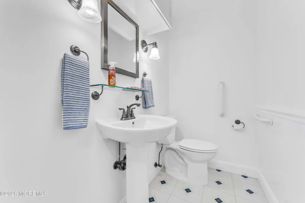 125 Strickland Boulevard #11 Lavallette, NJ 08735