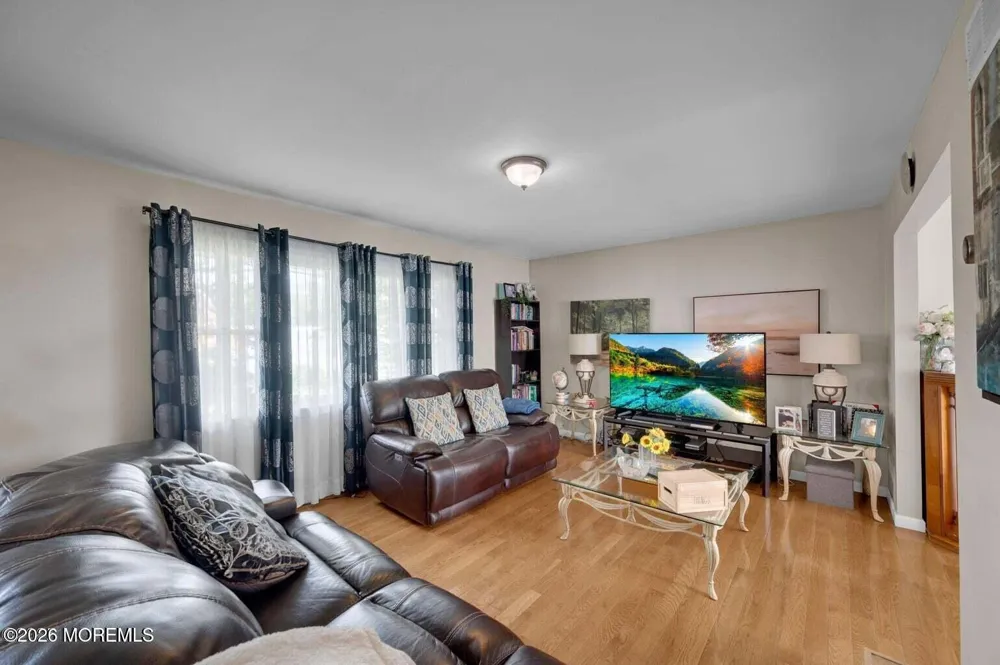 40 Wood Street Keansburg, NJ 07734