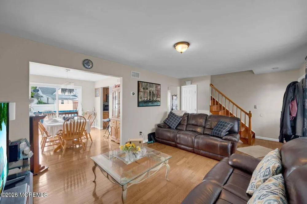 40 Wood Street Keansburg, NJ 07734