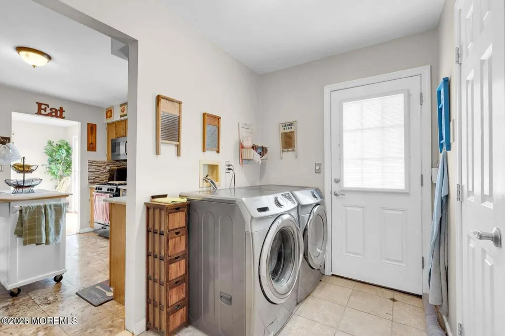 40 Wood Street Keansburg, NJ 07734