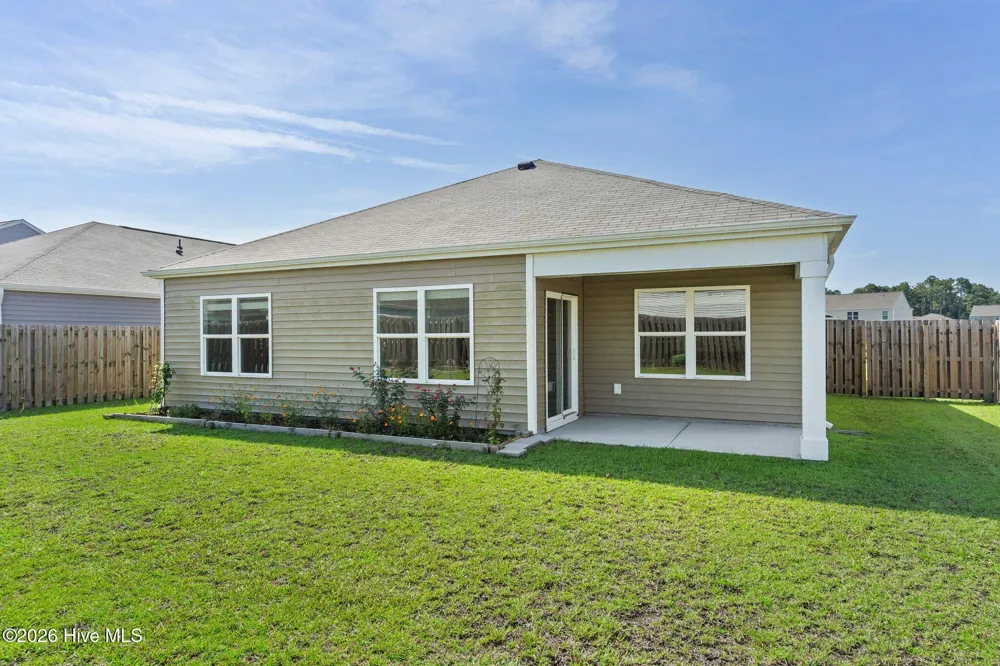 2233 Emerald Avenue Castle Hayne, NC 28429