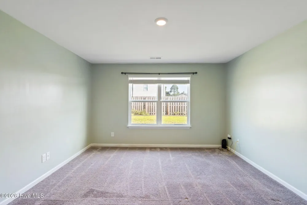 2233 Emerald Avenue Castle Hayne, NC 28429