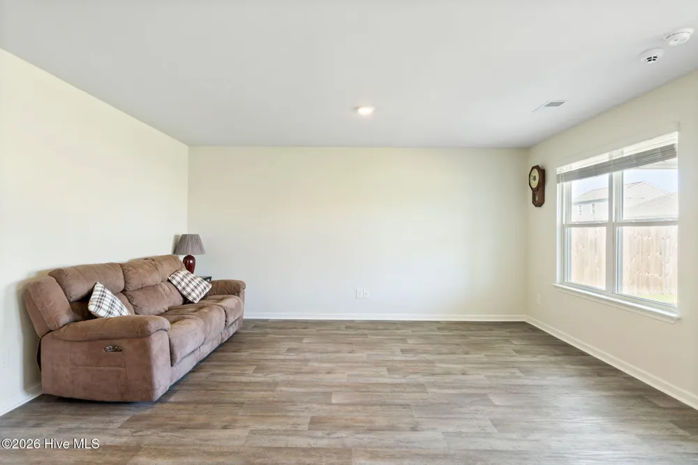 2233 Emerald Avenue Castle Hayne, NC 28429
