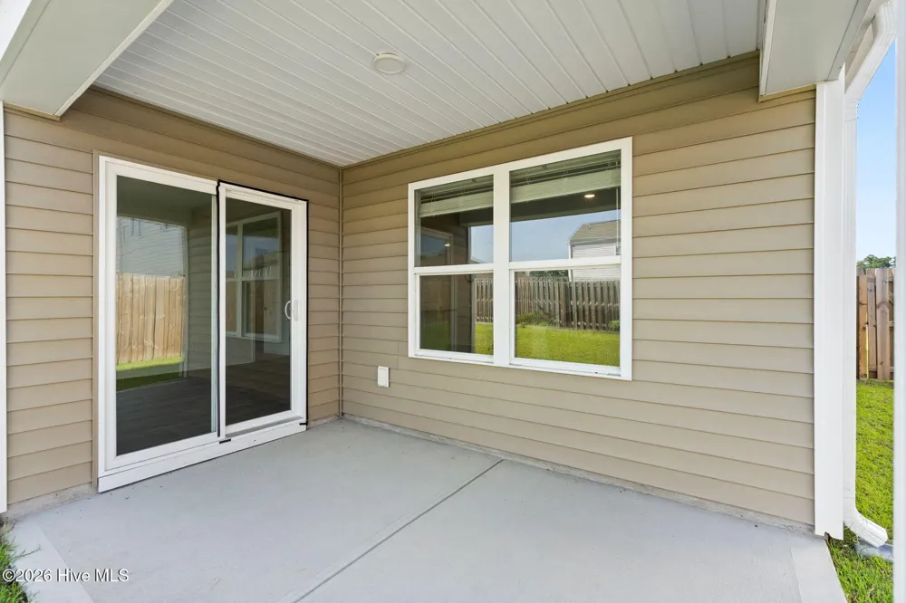 2233 Emerald Avenue Castle Hayne, NC 28429