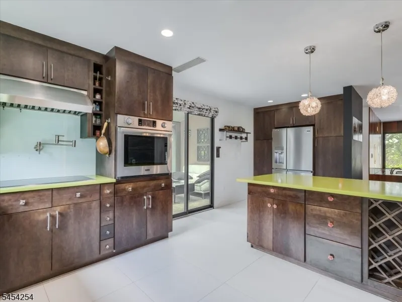 329 Glen Rd Sparta, NJ 07871