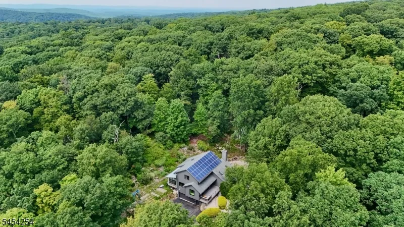 329 Glen Rd Sparta, NJ 07871