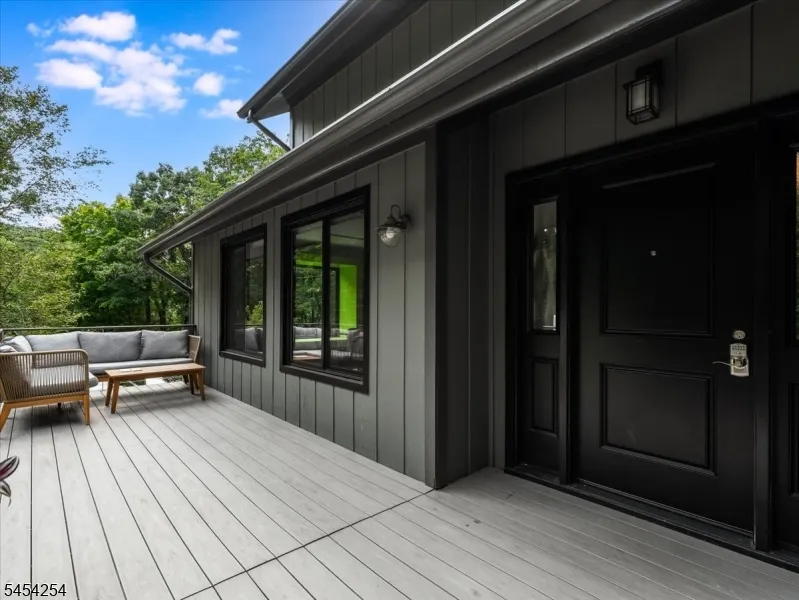 329 Glen Rd Sparta, NJ 07871