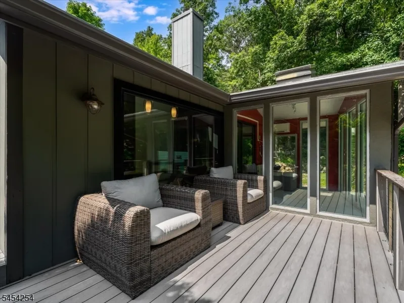 329 Glen Rd Sparta, NJ 07871