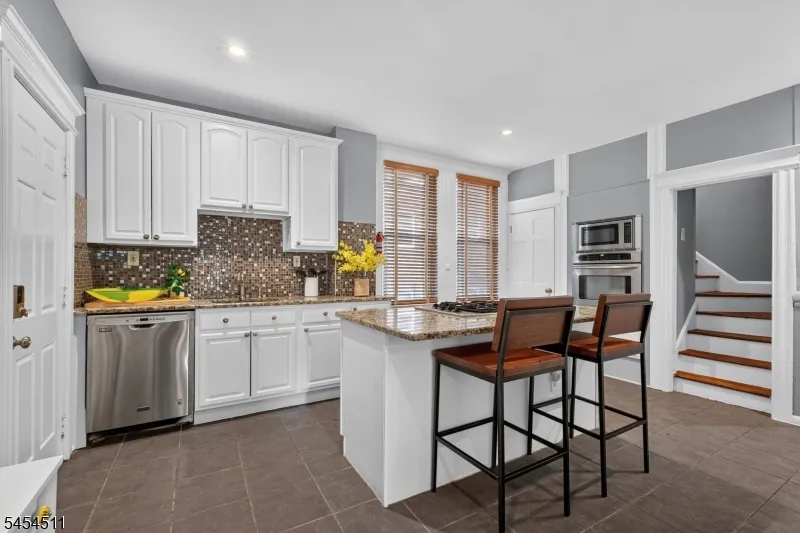 11 Stengel Ave Newark City, NJ 07112