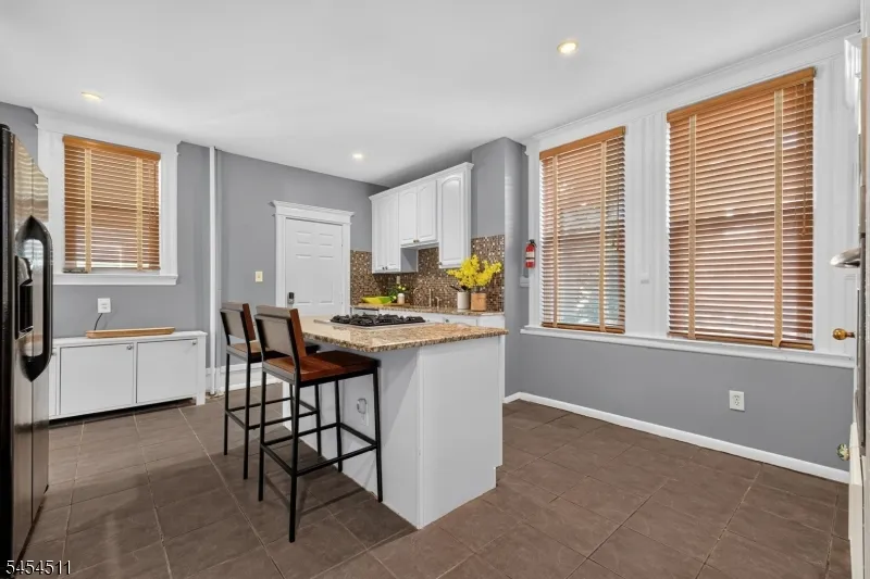 11 Stengel Ave Newark City, NJ 07112