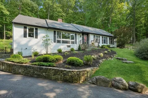 497 Mine Brook Rd