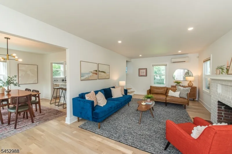 22 Euclid Pl Montclair, NJ 07042
