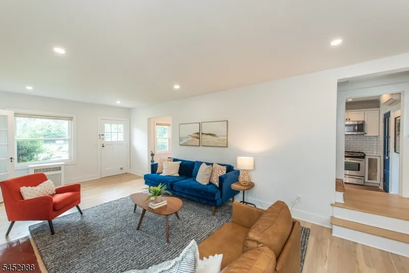 22 Euclid Pl Montclair, NJ 07042