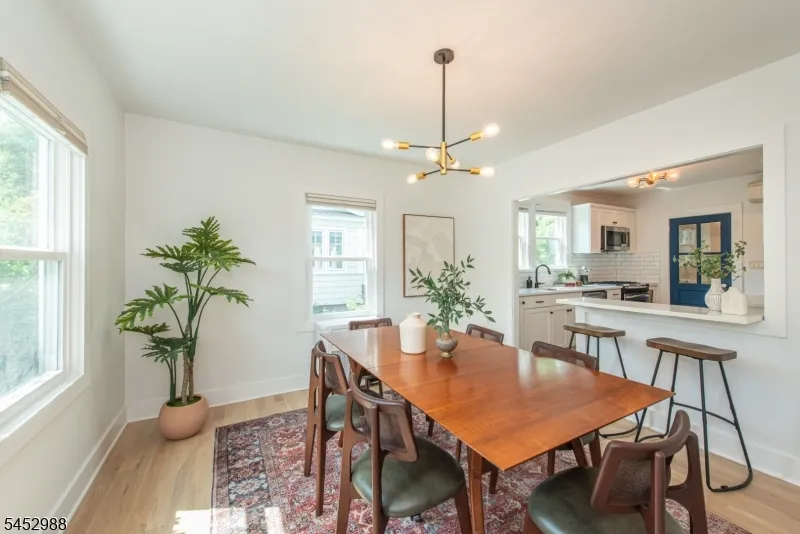 22 Euclid Pl Montclair, NJ 07042