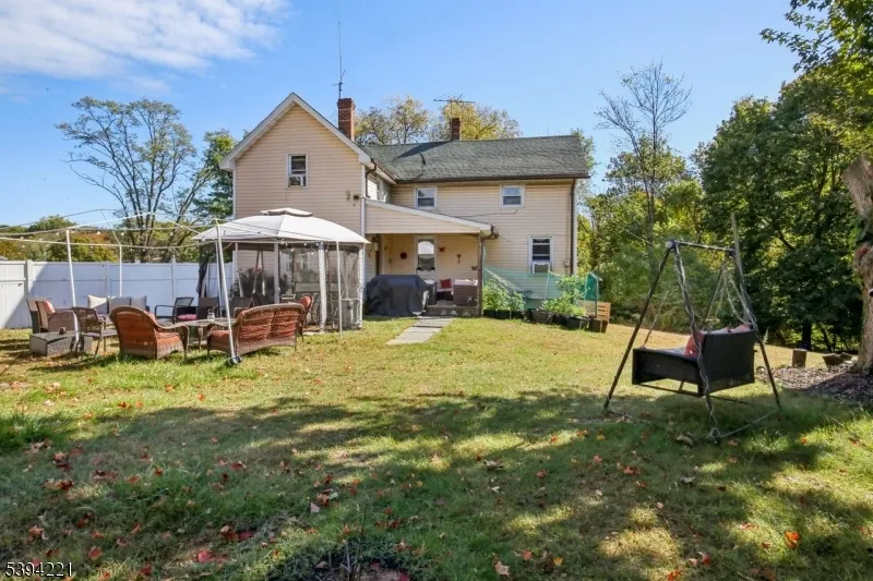 369 Queens Ct Ridgewood Village, NJ 07450