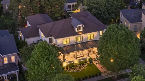 424 Wild Elm St