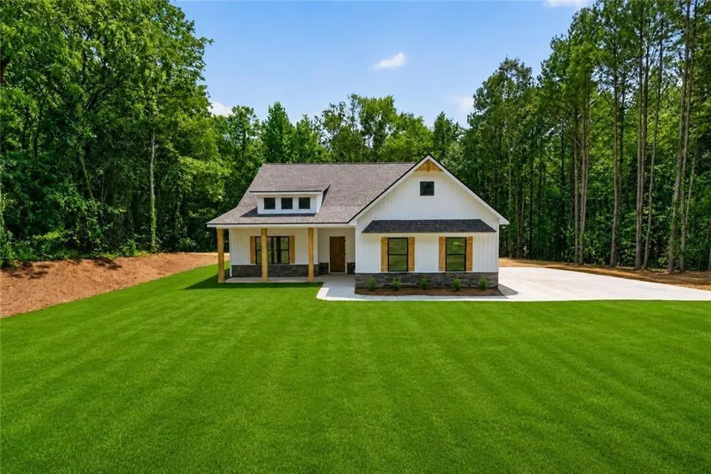 338 Dunn Road Silver Creek, GA 30173