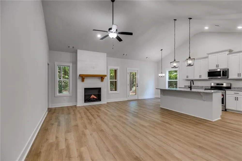 338 Dunn Road Silver Creek, GA 30173